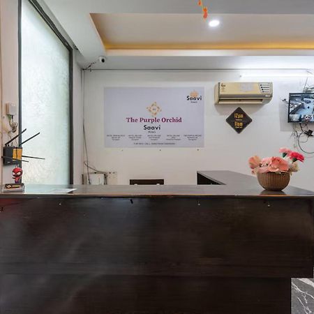 Saavi Hotel Huda City Centre Gurgaon Bagian luar foto